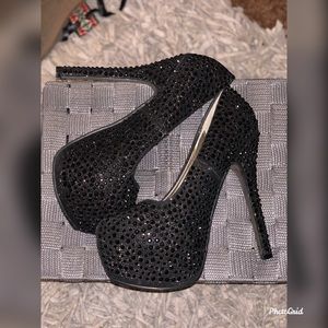 Platform heels size 5.5